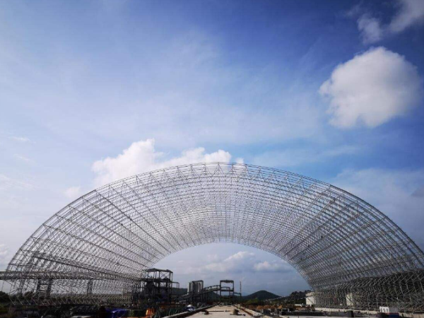 乌兰浩特煤棚网架加工厂案例